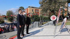 CHP Kocaeli Ata’nın huzurunda “Mücadeleyi sürdürüyoruz”